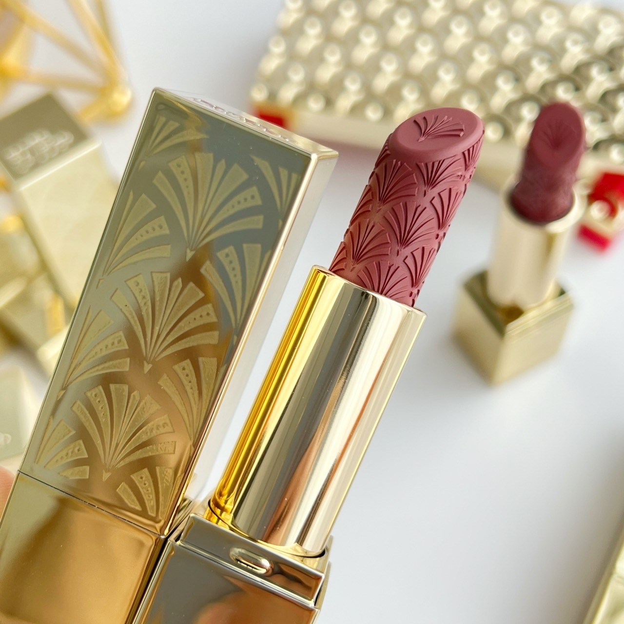 ลิปสติก Estee Lauder Rouge a Levres Limited Lipstick 3.5g # Strictly Confidential (No Box)