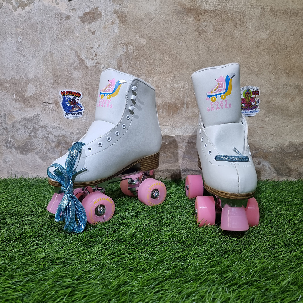 0231 รองเท้า Roller skate ผิวมัน ส้นสูง สำหรับผู้ใหญ่ คุณภาพดี
