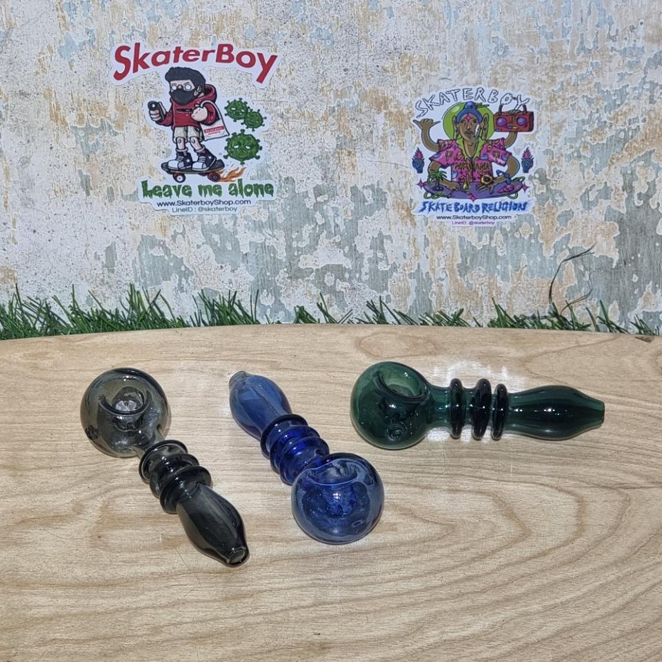 [1006] Glass pipe พกพา กรองดอกไม้ หลายรู มีโบว 2แบบ กระโหลก บอลระบายความร้อน