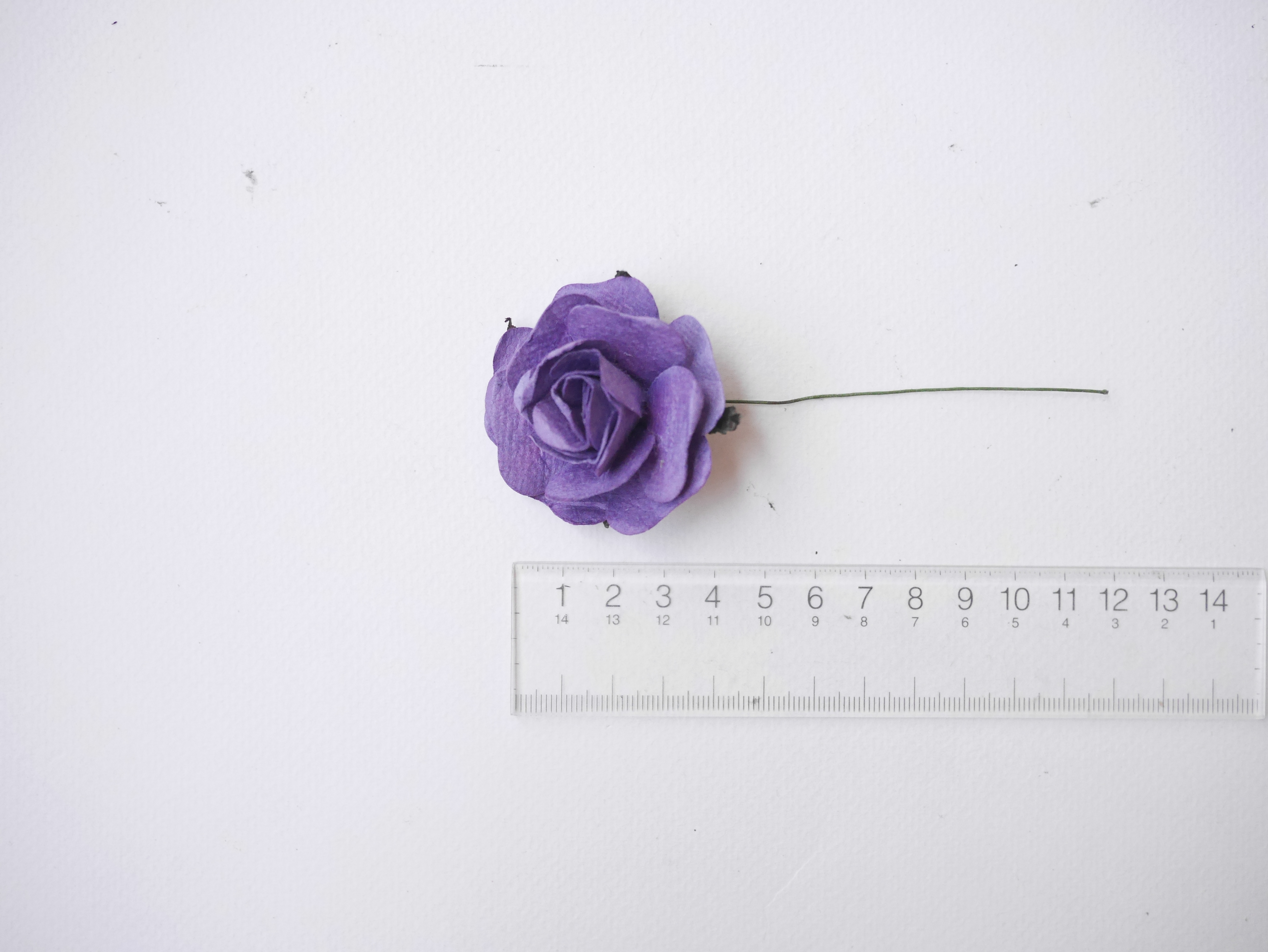 ดอกไม้กระดาษสา,ดอกกุหลาบกระดาษ กุหลาบ ดอกไม้ประดิษฐ์ สำหรับของชำร่วย, งานแต่งงาน,ทำข้อมือดอกไม้เพื่อนเจ้าสาว ดอกกุหลาบ PUL4-4 N ขนาด 4.5 cm. สีม่วงเข้ม #182