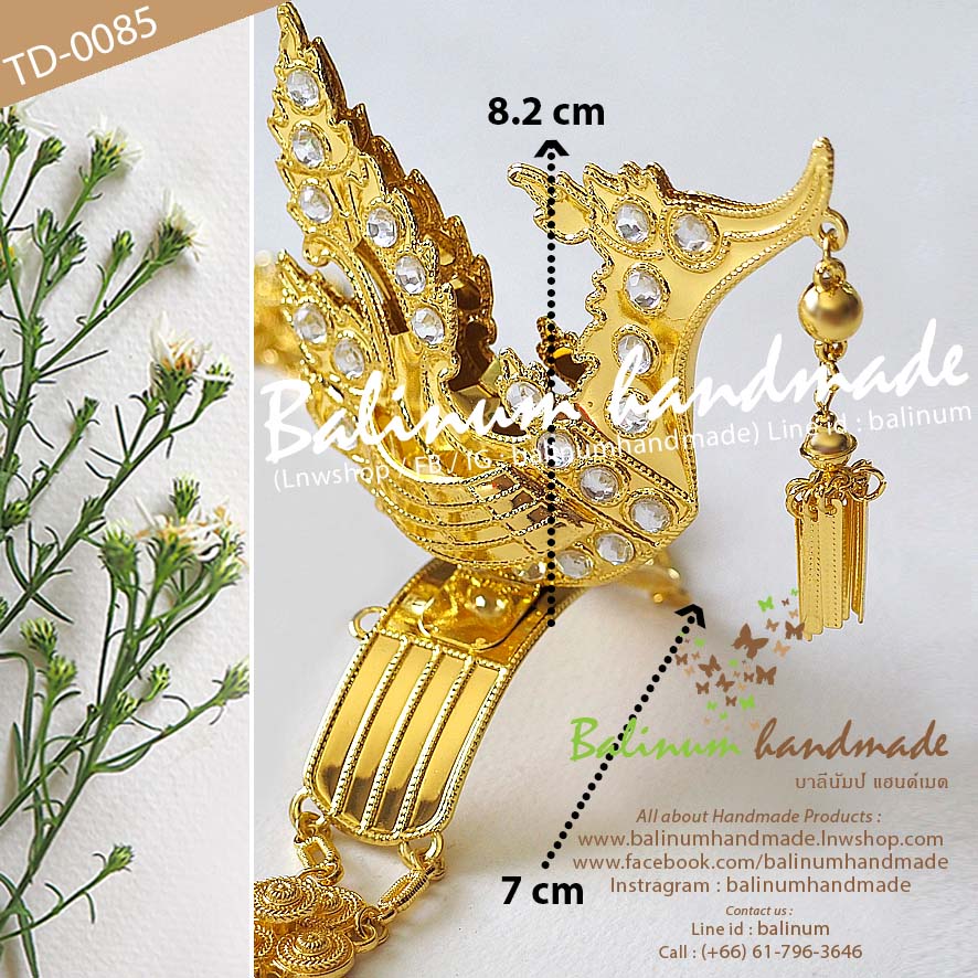 เครื่องประดับชุดไทย สร้อยสังวาลย์บ่าหงษ์สีทอง ประดับพลอยสีขาว ดูสง่าและสวยงามมากค่ะ ทอง (Gold)