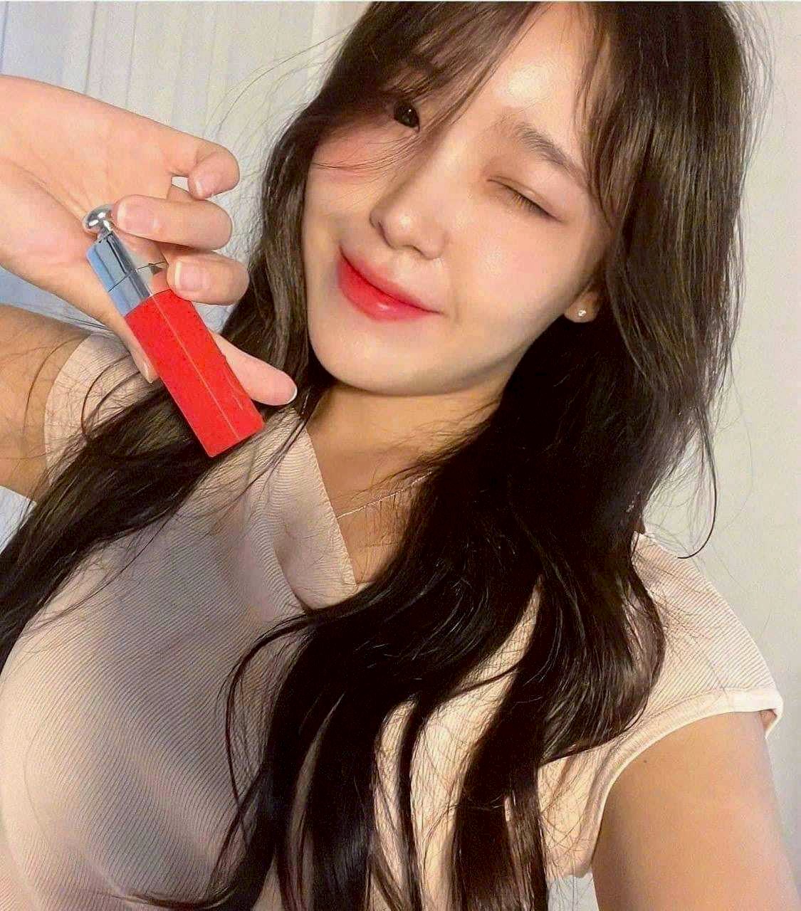 ลิปจุ่ม Dior Addict Lip Tint No-Transfer Lip Tint 5 ml # 661 Natural Hibiscus