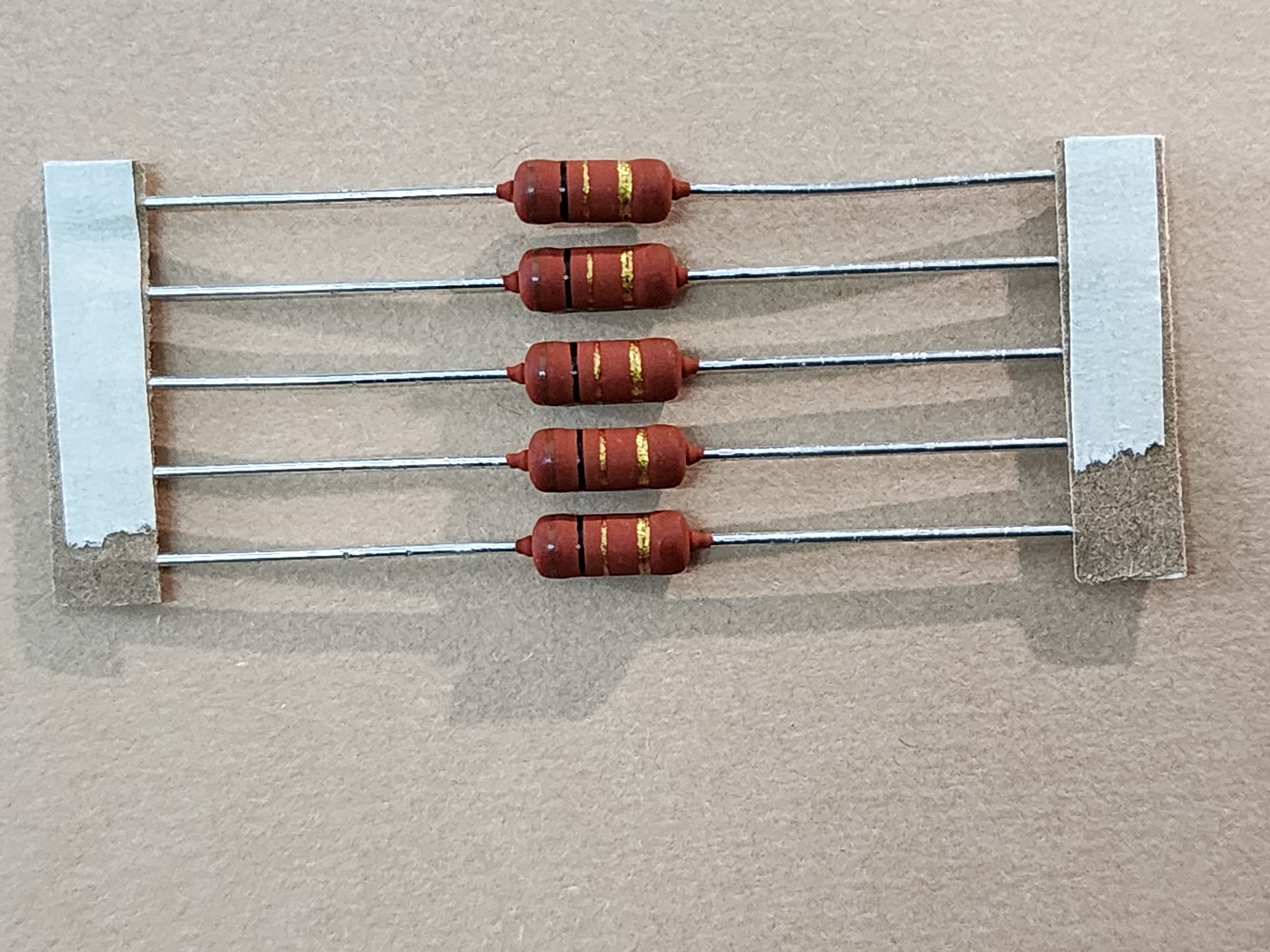 ตัวต้านทาน 1 Ohm สีอะไรบ้าง ตามรูปอ่านค่าได้กี่โอห์ม