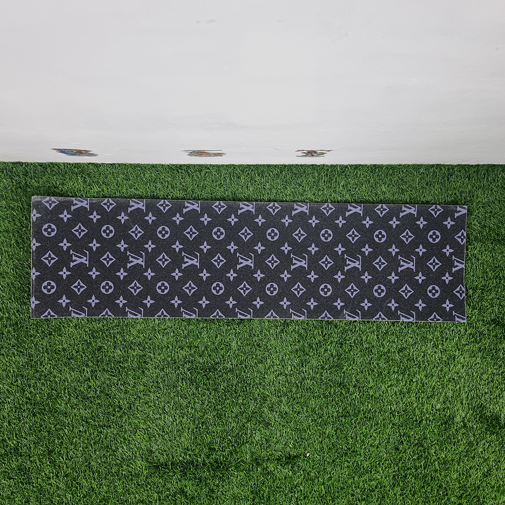 [0304] สติ๊กเกอร์กระดาษทราย 85x23cm ลายแฟชั่น