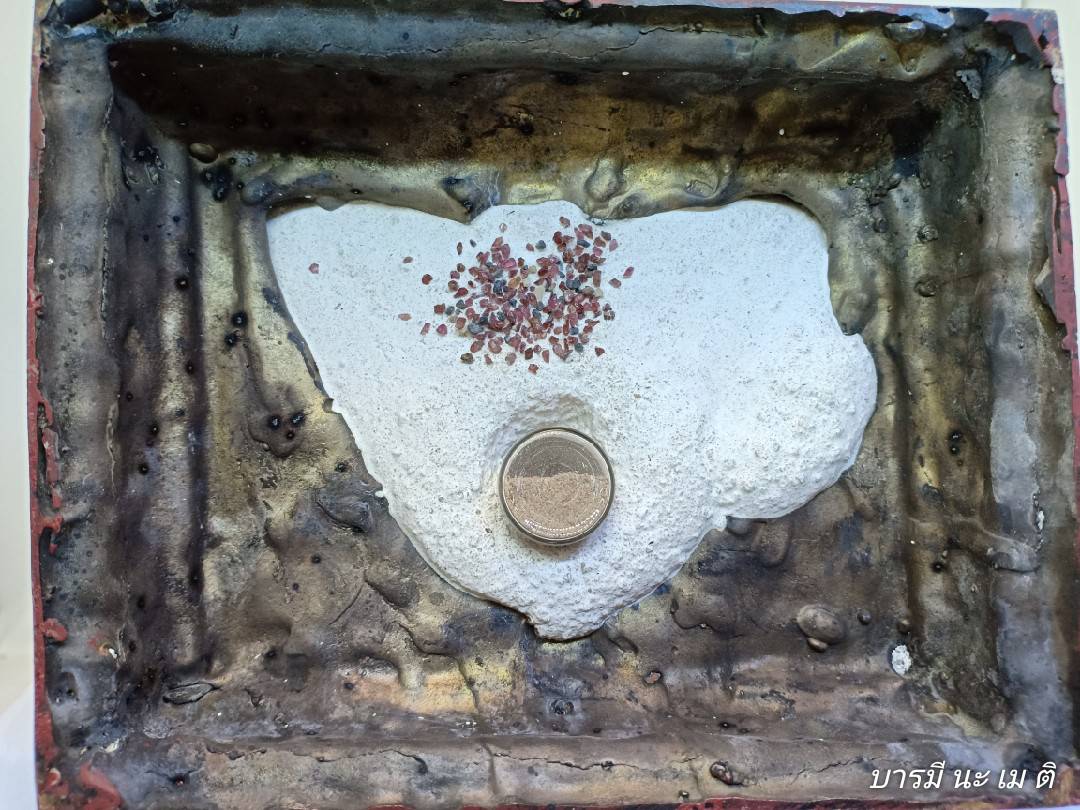 พระบูชาหลวงพ่อกวย (เพ้นท์สี)