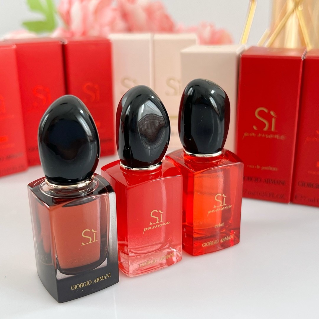 เซ็ทน้ำหอมจิ๋ว Giorgio Armani Si Miniature 3 Pcs. หัวแต้ม