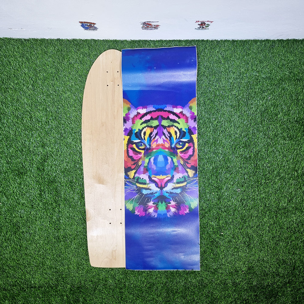 [0303] สติ๊กเกอร์ PVC ติดใต้ท้องบอร์ด ติดง่าย กันน้ำ ลายกราฟฟิก