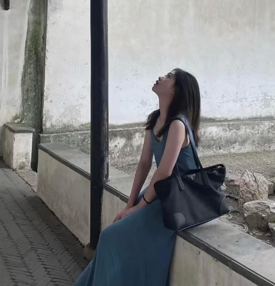 กระเป๋า 𝙋𝙧𝙖𝙙𝙖 Set 3 ใบ ของแท้ 💯