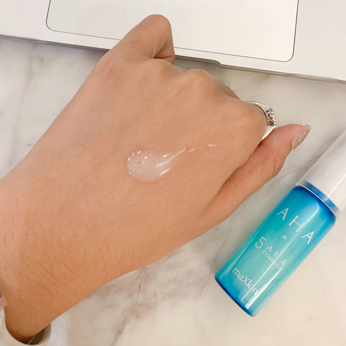 maXkin AHA serum (แม็กสกิน เอเอชเอ เซรั่ม) 16.5 ml.