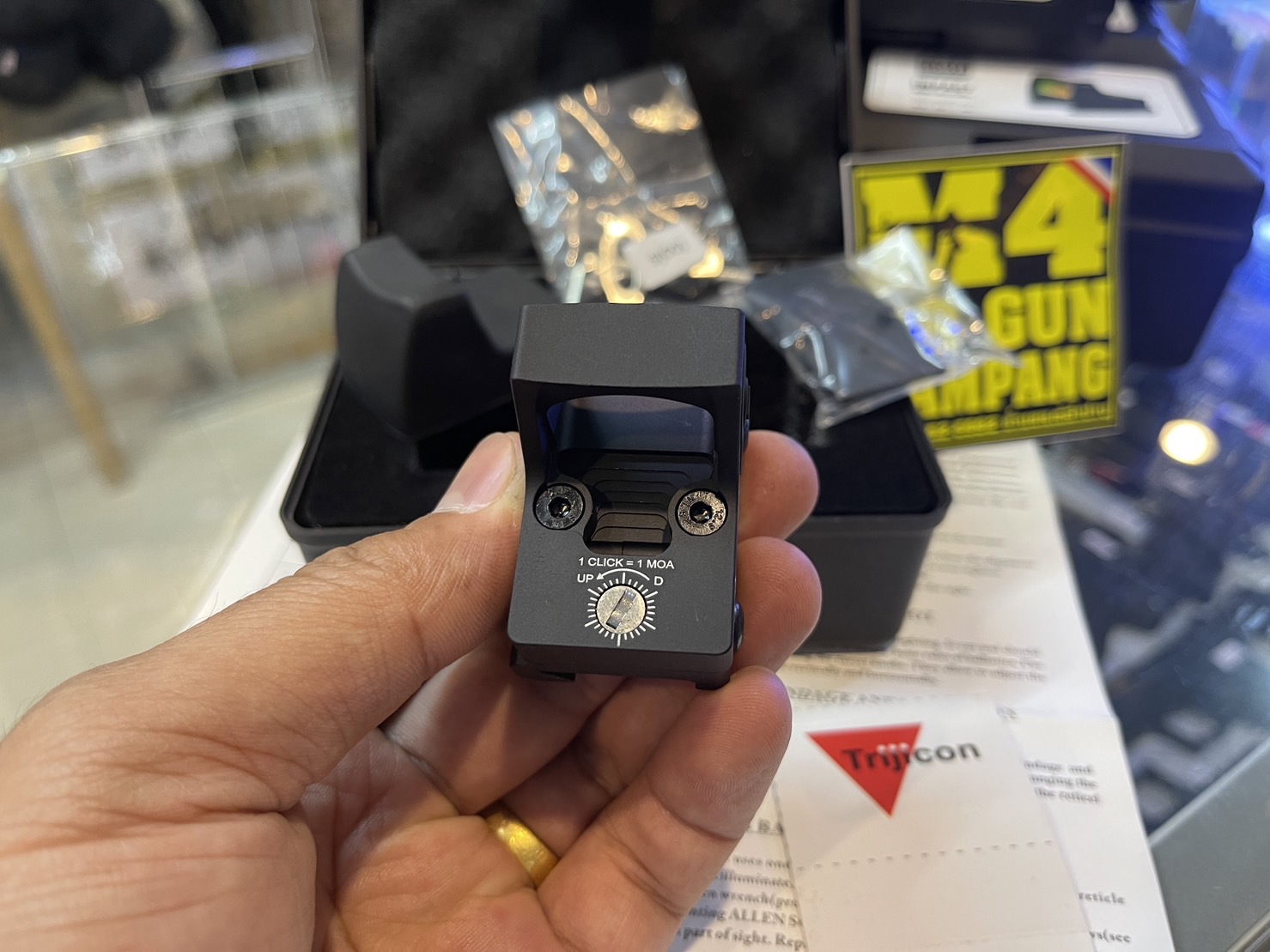 Dot:IMPACT REDDOT TRIJICON RMR กล้องจุดแดง มีขาจับสำหรับปืนสั้น