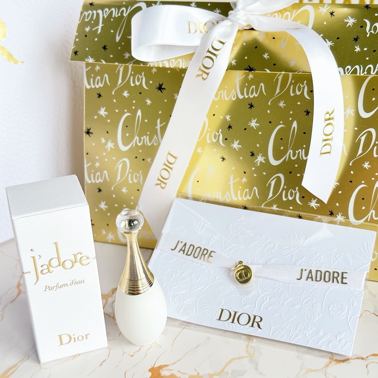Jadore Parfum D'eau & Pendant CD Gold Tone พร้อมถุง Limited (3 Items)