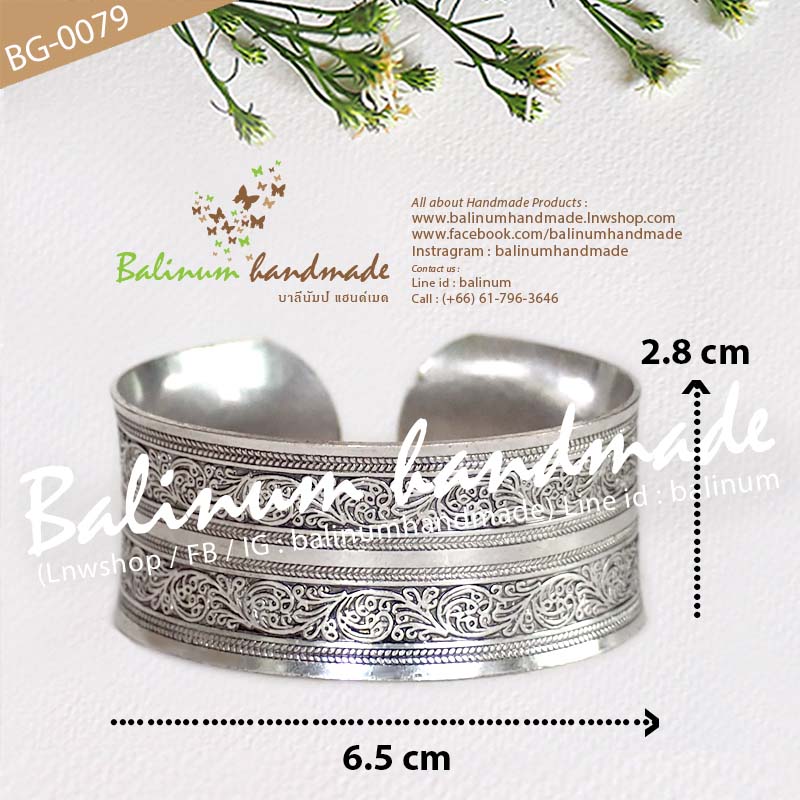 กำไลเงินรมดำ ลายไทย สไตล์โบฮีเมียนวินเทจ สวมใส่ง่าย เพราะเป็นแบบง้าง สวมใส่ได้ทั้งผู้หญิงและผู้ชาย เงิน (Silver)