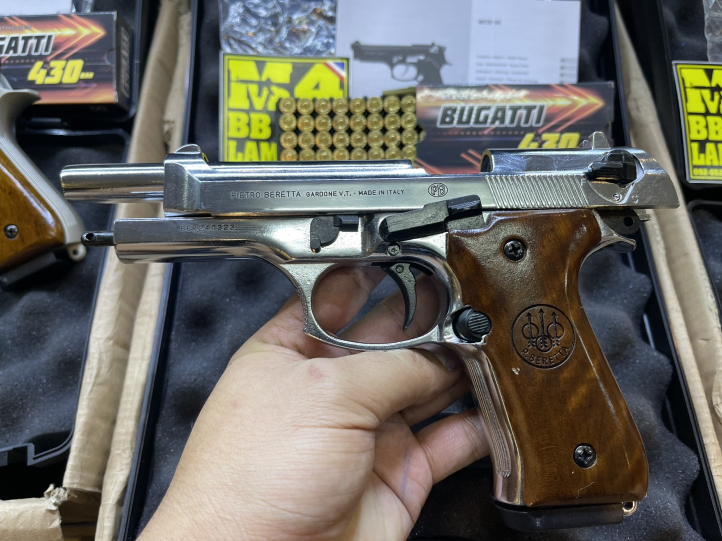 RETAY บาเรทต้า MOD 92 เงินเงา ด้าม ไม้