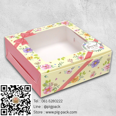 กล่องกระดาษสีชมพูน้ำตาลลายดอกไม้คาดโบว์โชว์สินค้า 8.2x8.2x3 cm. 60 ชิ้น : 005046