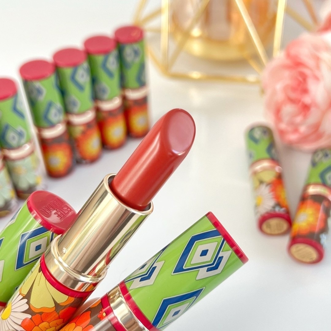 ลิปสติก Estee Lauder Pure Color Envy Sculpting Lipstick 3.5g. # All Decked Out
