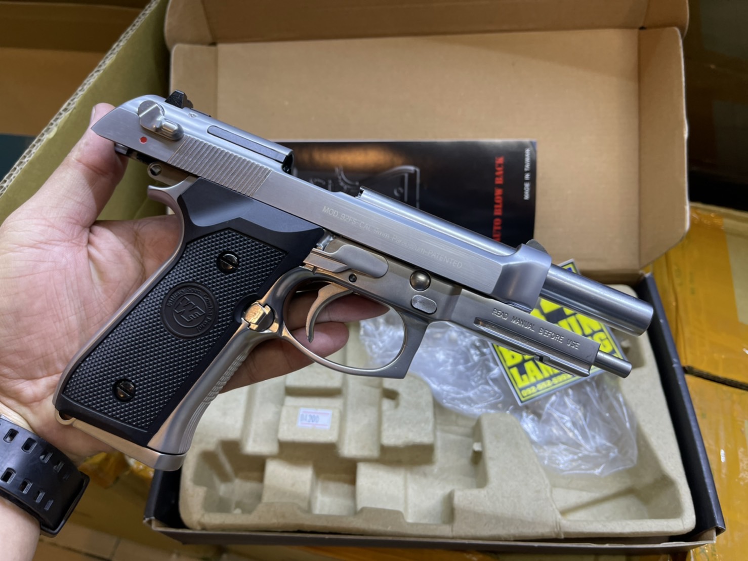 WE M9A1 Beretta (Full Auto) – สีเงิน