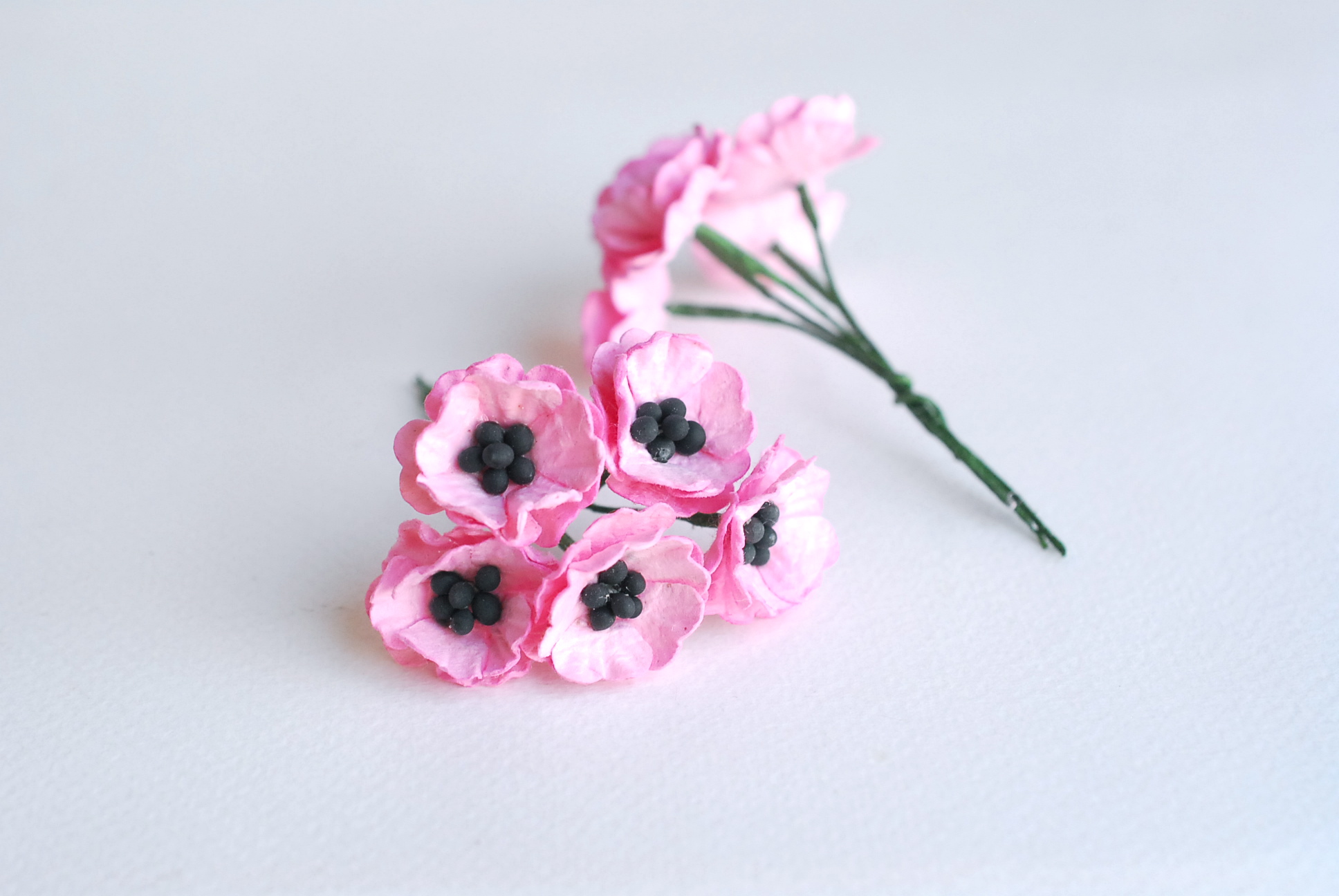 ดอกไม้กระดาษสา ดอกไม้กระดาษสา ดอกป๊อปปี้กระดาษ จตุจักร งานประดิษฐ์ ดอกไม้ทำข้อมือเพื่อนเจ้าสาว แต่งงาน,mixed poppy, ดอกไม้กระดาษ poppy สีผสม ขนาด 2.00 cm. paper flowers, Poppy flowers 2.00 cm. 50 pieces.