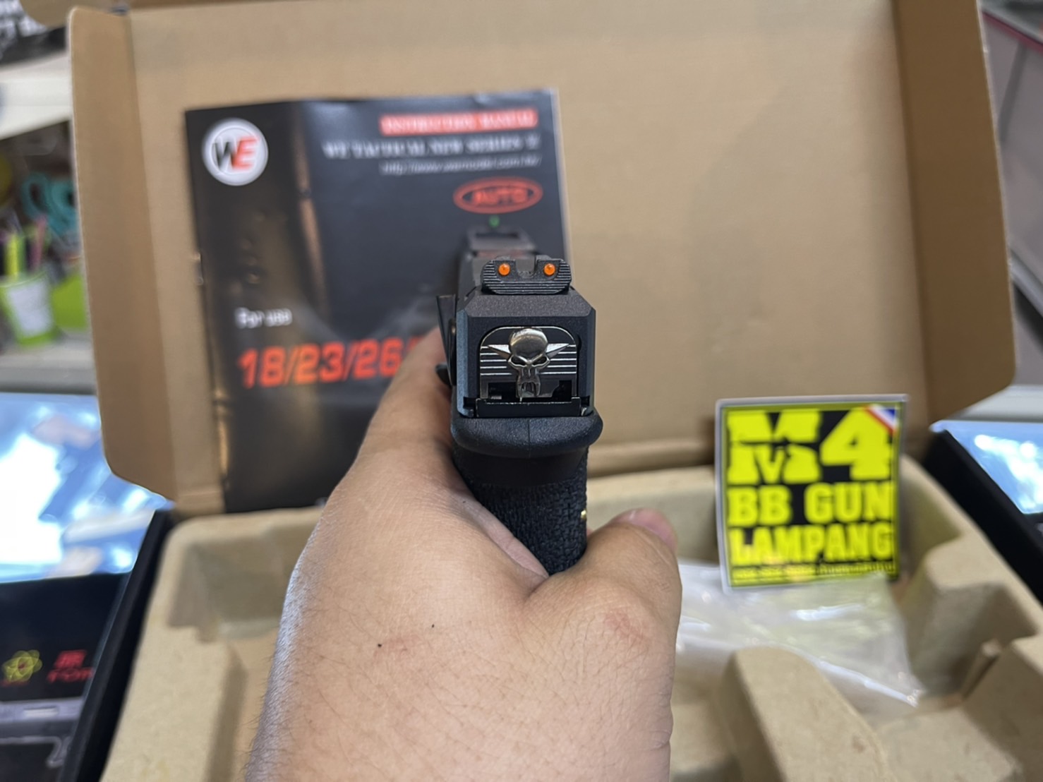 WE - Glock 35 G-Force T1 เฟรมดำ สไลด์ดำ ท่อเงิน