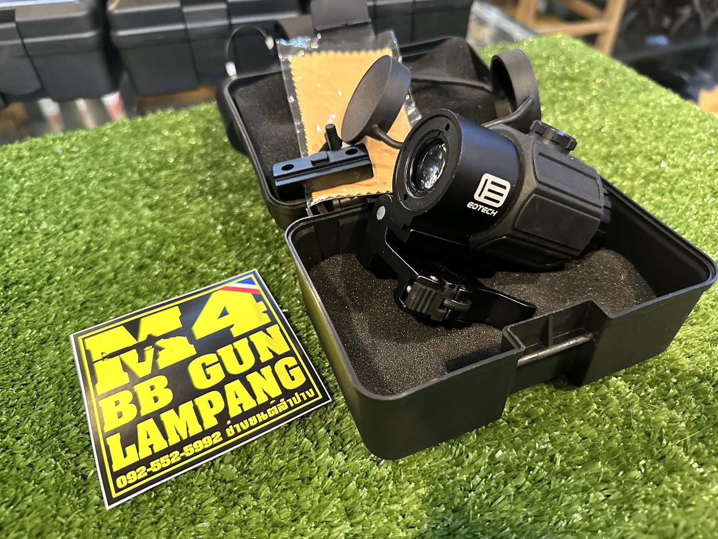 Dot: ซูมหลัง EOTECH