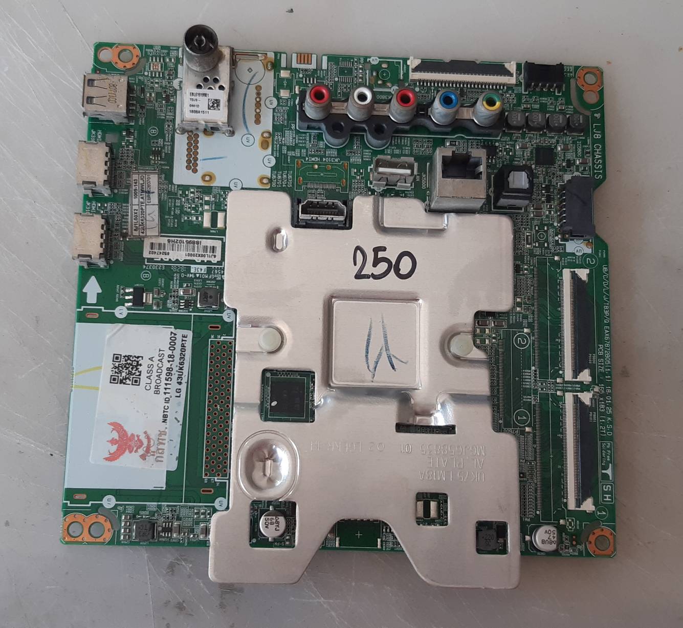 อันที่ 250 LG 43UK6320PTE ซีสเตร็ม EAX67872805 1.1 ซ๊อกเก๊ตเล็ก 2แพรบน 60 Pin ดีเทสแล้ว