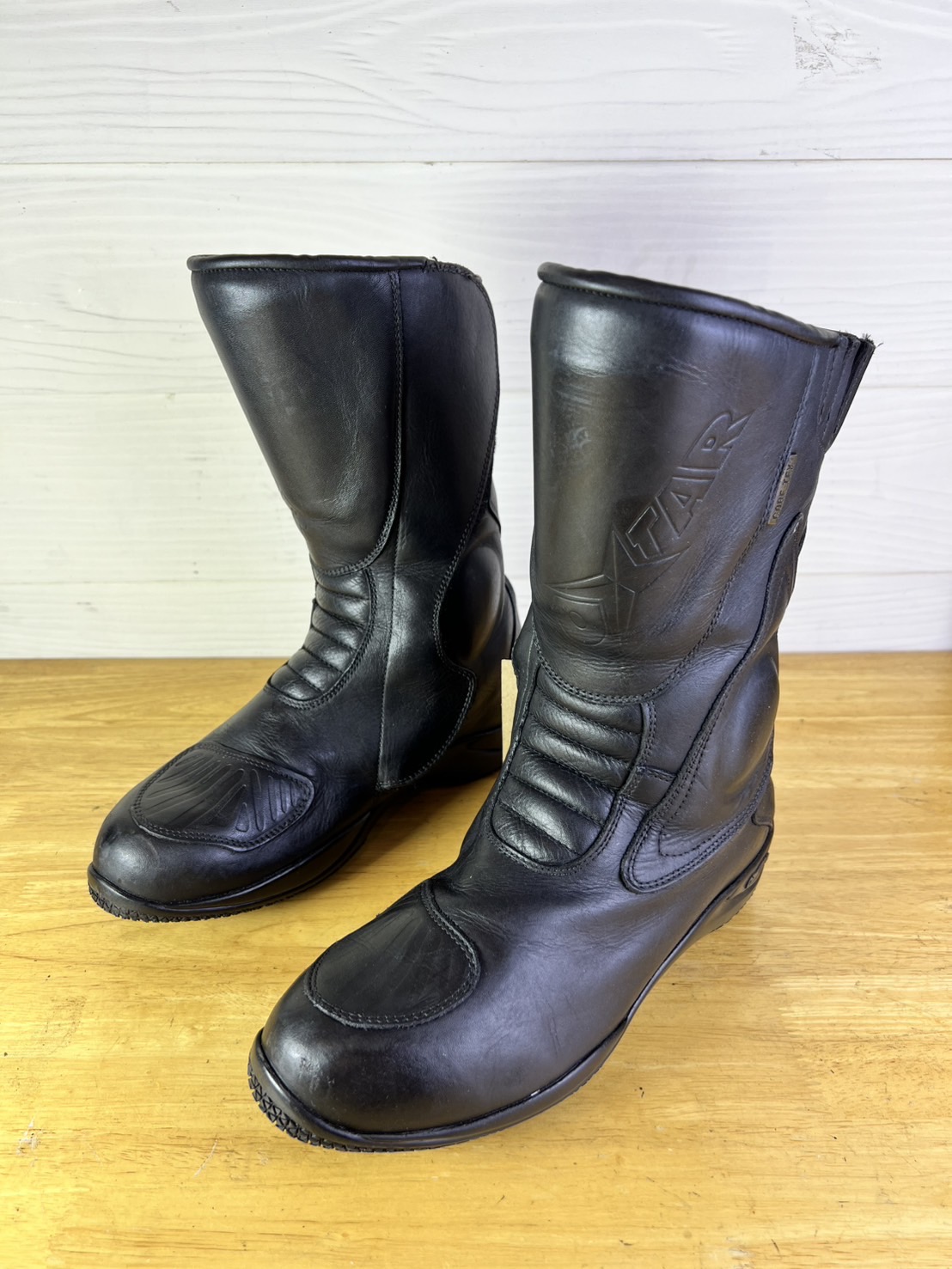 รองเท้าขี่มอเตอร์ไซด์( มือสอง) CMBA-386 Size ขนาดจากป้าย 40EUR /6UK /25CM Oxtar