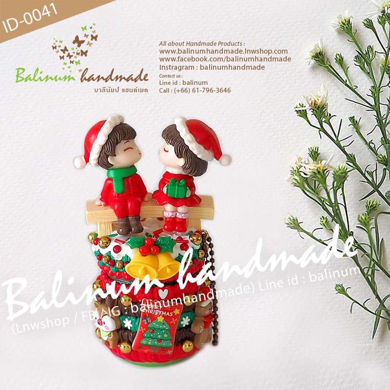 เคสยาดม Xmas DIY โมเดลคู่รัก ยาดมสมุนไพรตราหงส์ไทย (กระปุกสีเขียว 40g.) งานเคส DIY โดย บาลีนัมป์แฮนด์เมด เป็นงานเรซิ่นแท้100% เป็นยาดม/ตั้งโชว์ตกแต่งบ้าน/เป็นของสะสม ของขวัญ ของฝาก ของชำร่วย แดง,เขียว,น้ำตาล (Red,Green,Brown)