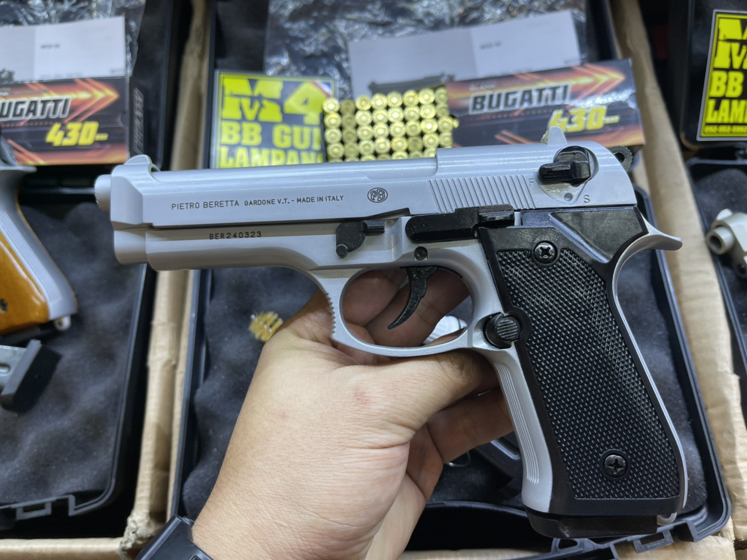 RETAY บาเรทต้า MOD 92 บรอนซ์เงิน ด้าม ดำ