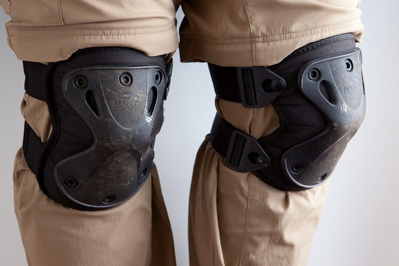 สนับเข่า 9 MM (K0270)