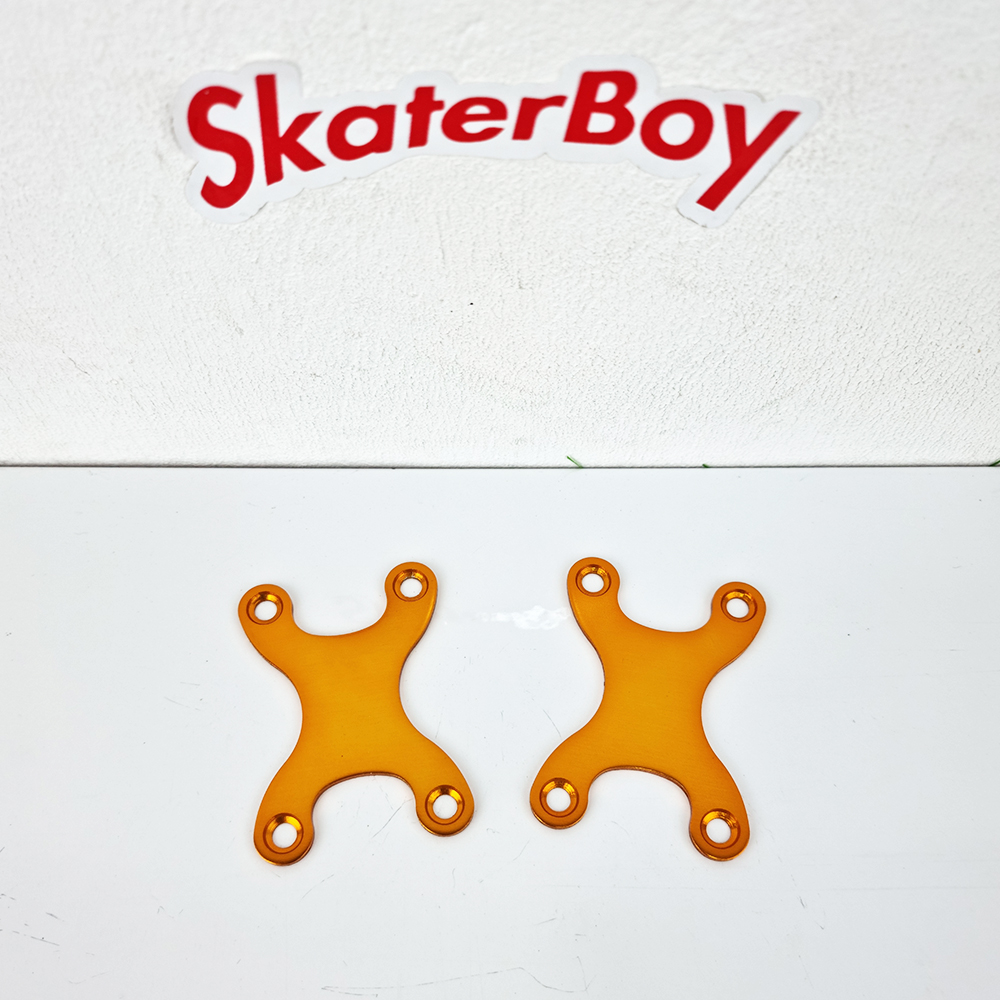 [0302] แผ่นประเก็น รองน็อตยึดทรัค สเก็ตบอร์ด รูในห่าง 6.5 5.5mm ทรงXหัวมน ช้วยถนอมไม้