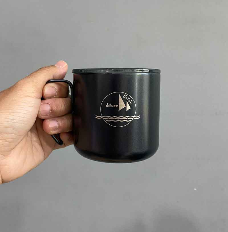 สลักชื่อ สลักข้อความ สลักรูป เลเซอร์ชื่อ เลเซอร์ข้อความ เลเซอร์รูป บนกระบอกน้ำ