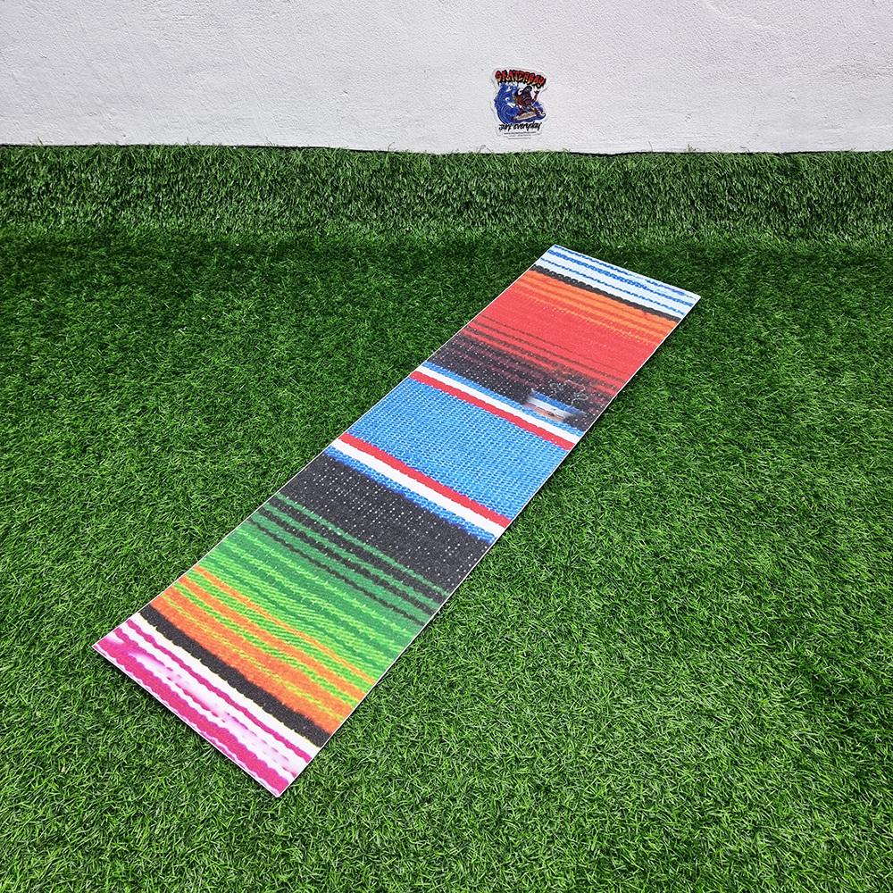 [0304] สติ๊กเกอร์กระดาษทราย ลายหมี ลายหนู ขนาด 83x24cm street skateboard Grip tape
