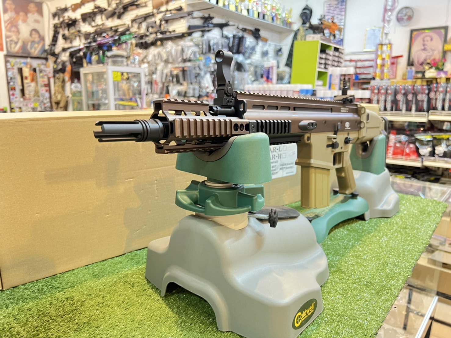 Double Bell 830S SCAR-H PWS SRX Rail Extension