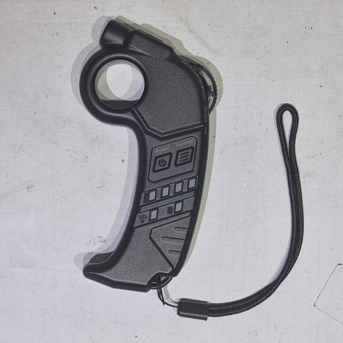 [0504] รีโมท คอลโทรล สเก็ตบอร์ดไฟฟ้า ใช้เหมือนแบบเดิมที่หาย remote control E skateboard