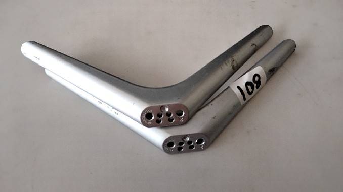 อันที่ 108 ขาทีวี TCL 39S4900 43UD6406 43P8US 40D2930 68-40D293-000