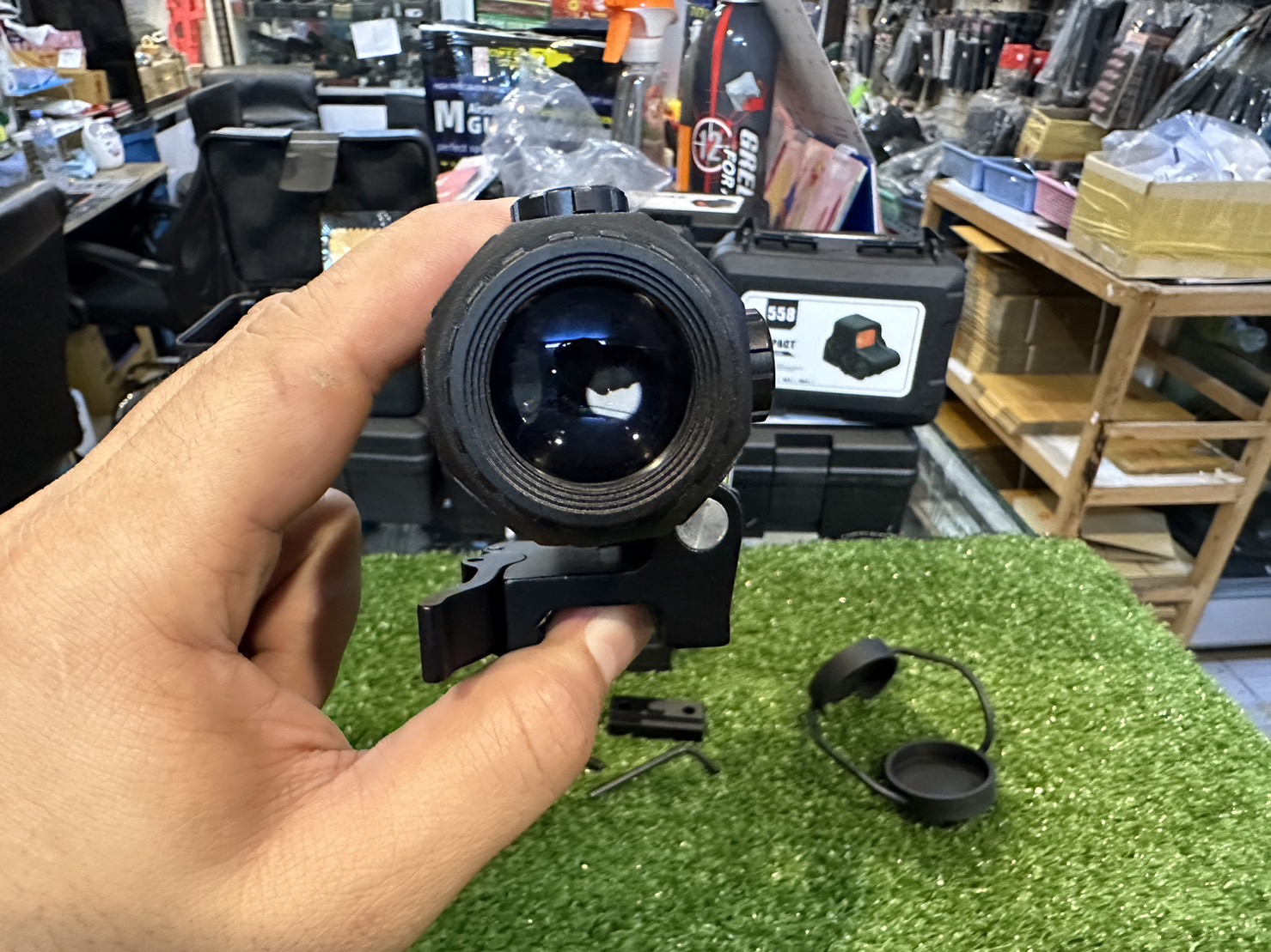 Dot: ซูมหลัง EOTECH