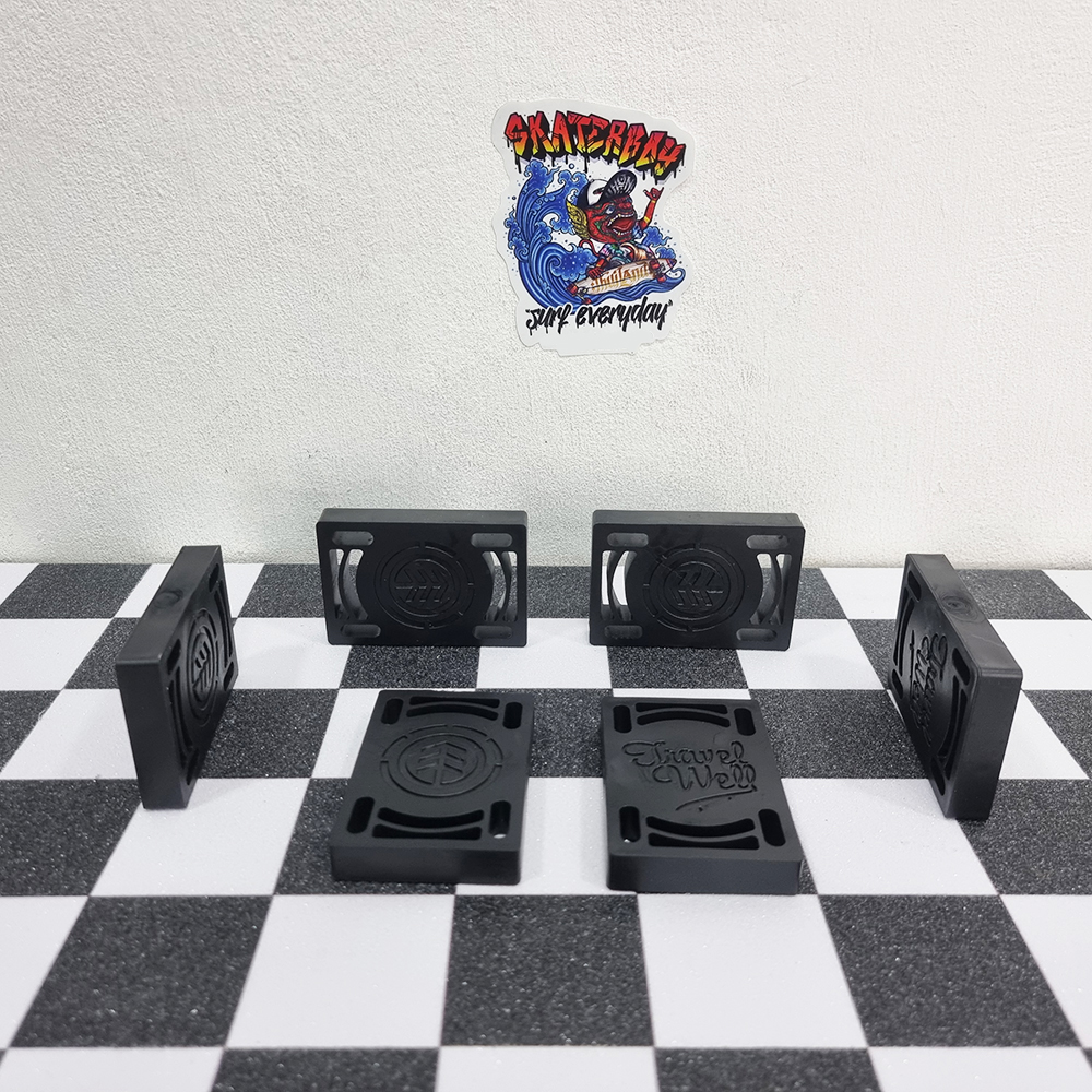 [0311] ยางรองทรัค สูง 12mm รูสำหรับน็อตเชื่อมกัน ขยับเข้ากับ ทรงทรัค ได้พอดี