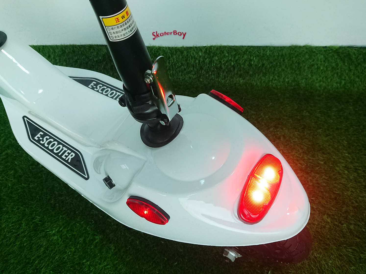 [0601] สกู็ตเตอร์ไฟฟ้า รุ่น Rabbit สำหรับผู้หญิง ล้อ6นิ้ว รับประกัน6เดือน มีอะไหล่เปลี่ยน Electric scooter