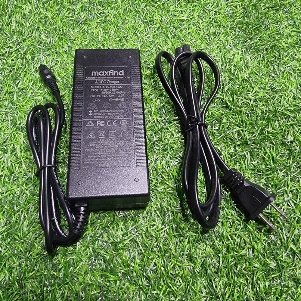 [0503] Adapter ชาร์จไฟ แบตเตอรี่ สเก็ตบอร์ดไฟฟ้า 36V หัวสามรูเล็ก รุ่น City, maxfind