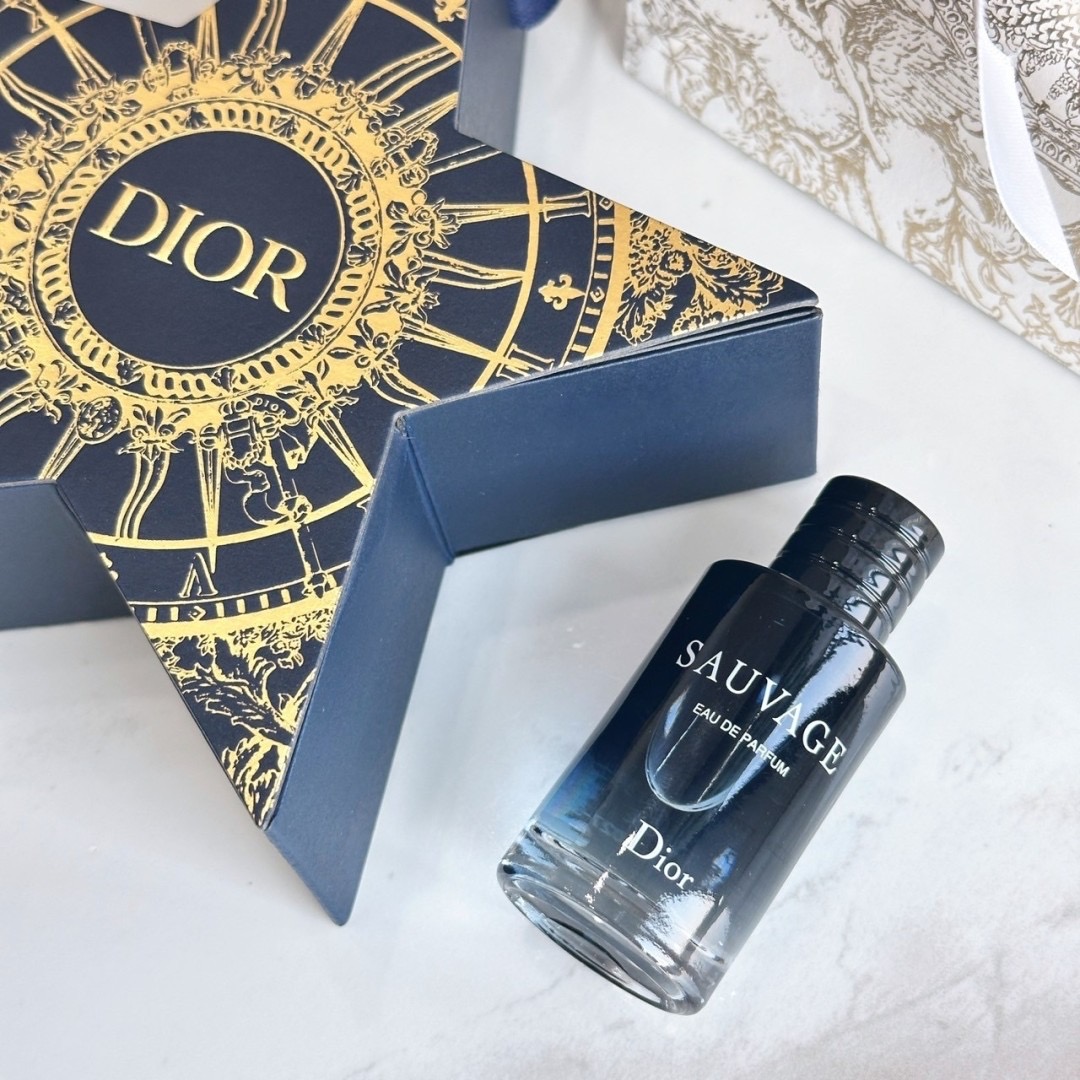 Dior Sauvage EDP Holiday Limited 2024 ขนาดทดลอง 10 ml หัวแต้ม