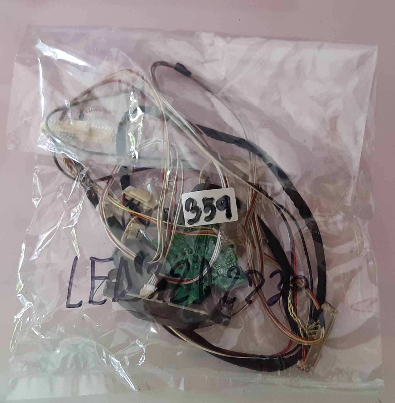 ชุดสายแพร 359 TCL LED32D2730