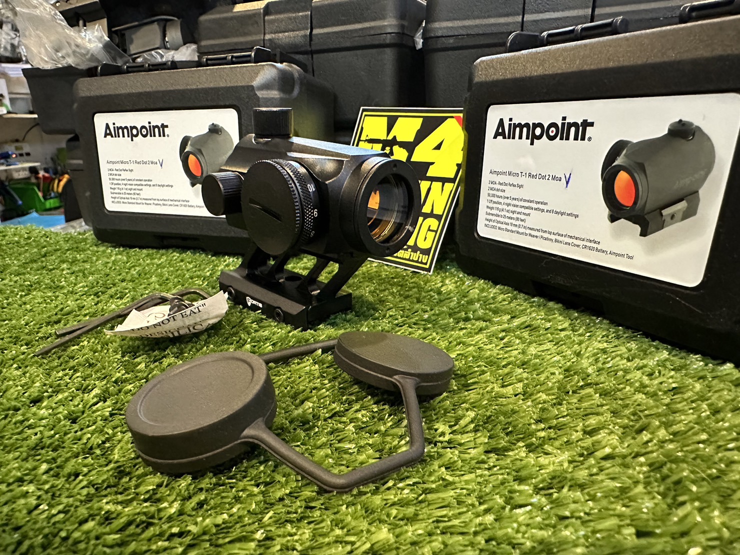 Dot: Aimpoint Micro T-1 2MOA