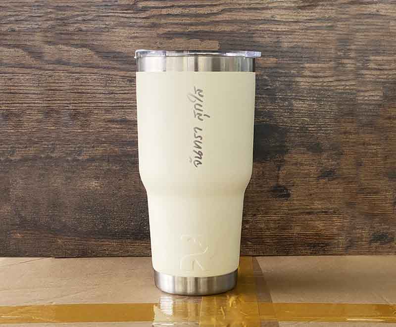 สลักชื่อ สลักข้อความ สลักรูป เลเซอร์ชื่อ เลเซอร์ข้อความ เลเซอร์รูป บนกระบอกน้ำ