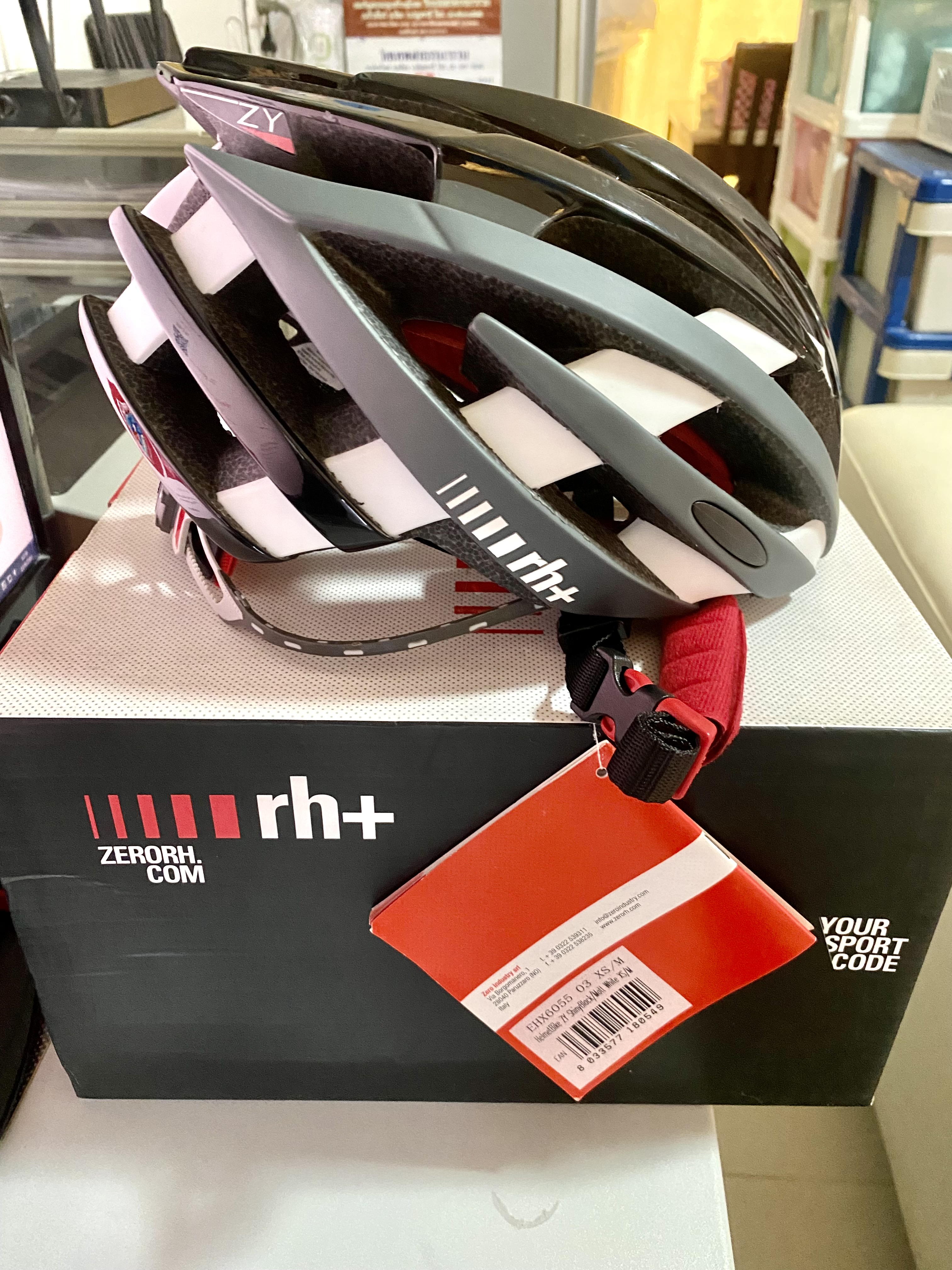 หมวกจักรยาน Zerorh rh+ ZY ผลิตภัณฑ์อิตาลี HelmetBike ZY Shinyblack / Matt White XS / M