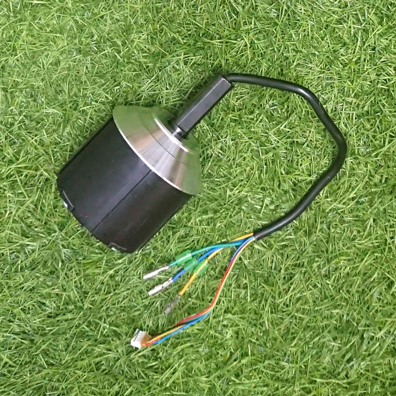 [0502] ล้อมอเตอร์ สเก็ตบอร์ดไฟฟ้า V3 ขนาด 75/90mm รองรับแบต 24/36V ยางหนา เปลี่ยนยางได้ ทน