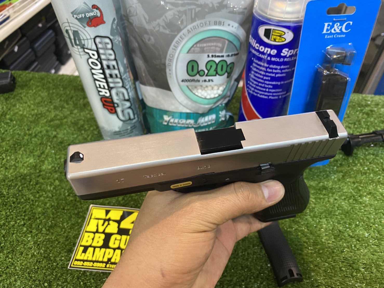 WE G17 Glock 17 Gen4 - สีเงิน