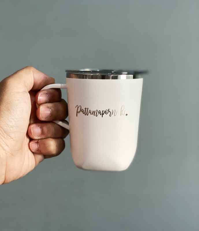 สลักชื่อ สลักข้อความ สลักรูป เลเซอร์ชื่อ เลเซอร์ข้อความ เลเซอร์รูป บนกระบอกน้ำ