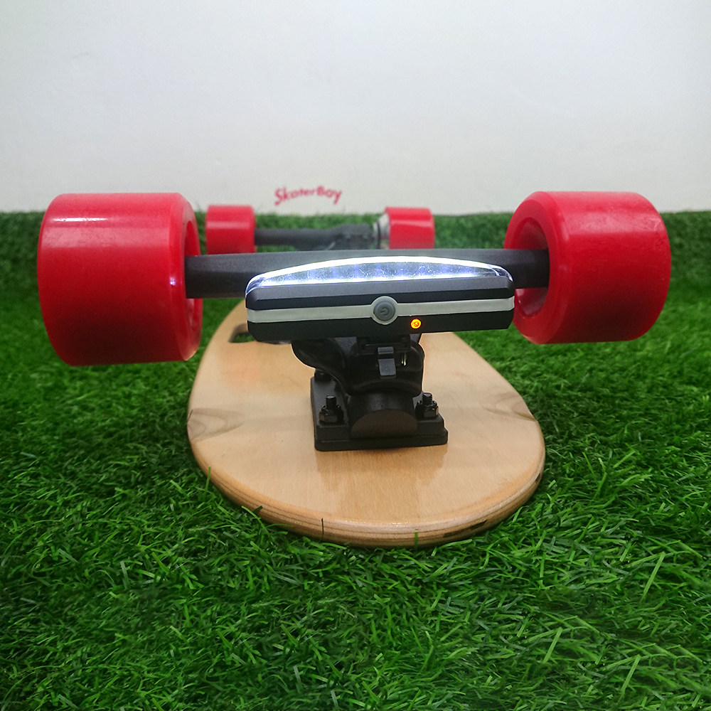 [0320] ไฟ LED รัดทรัคสเก็ตบอร์ด ปรับระดับได้ ชาร์จUSB แดง/ขาว สลับ