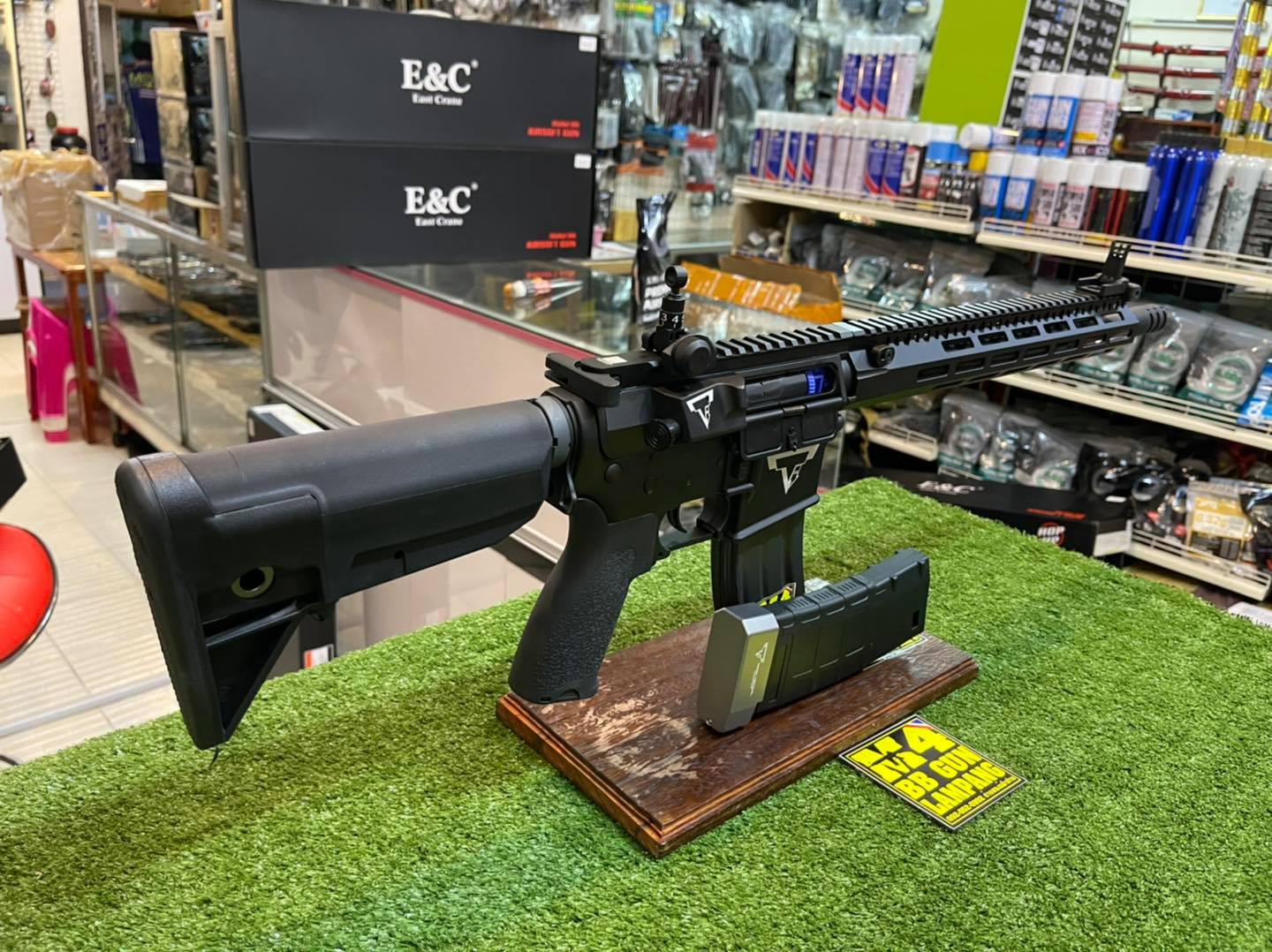 E&C 855 S2 : John Wick2 TTI TR-1 M-Lok 13" บอดี้โลหะ