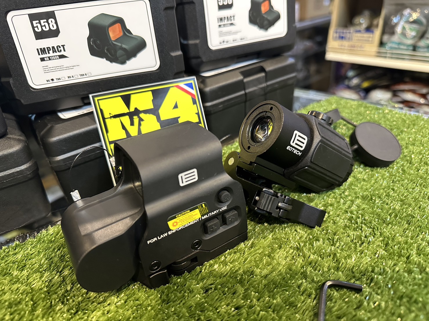 Dot: ชุด EOTECH 558+ซูมหลัง