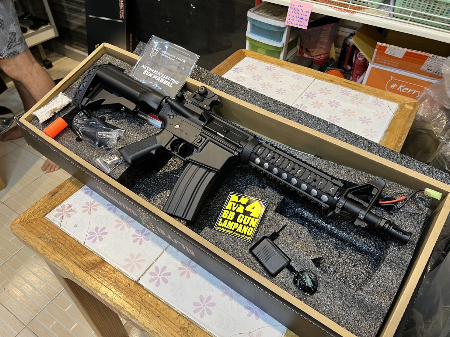 Golden Eagle F6624 M4 CQB บอดี้ ABS